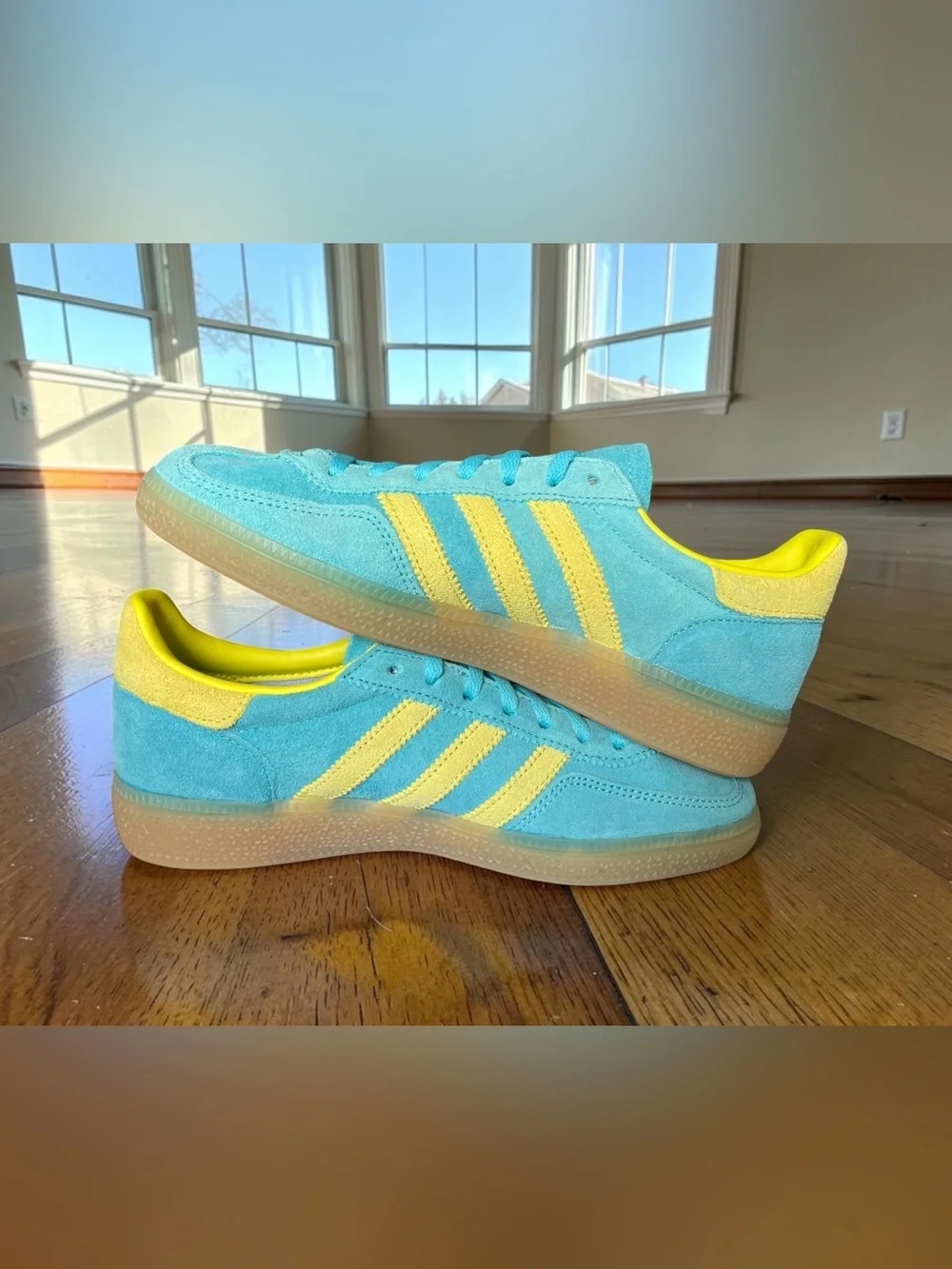adidas Handball Spezial Size 6.5 Women NEW Blue/Yellow/Gold - Picture 4 of 9